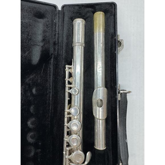 Gemeinhardt 2SP Top Student Flute With Case GUC - Picture 13 of 15